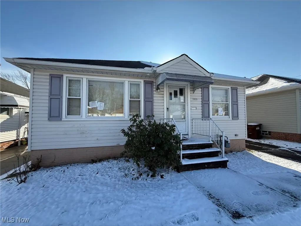 2923 Park Drive, Parma, OH 44134 - Image #1