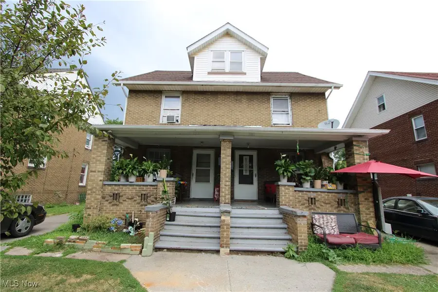 1809 E 34th Street, Lorain, OH 44055 - #2