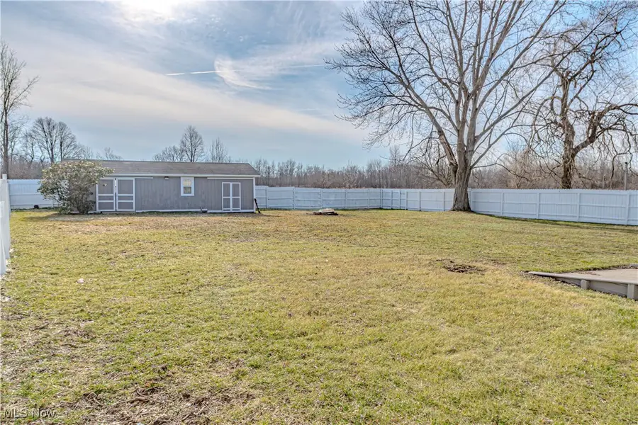 155 Sterling Street, Creston, OH 44217 - Image #3