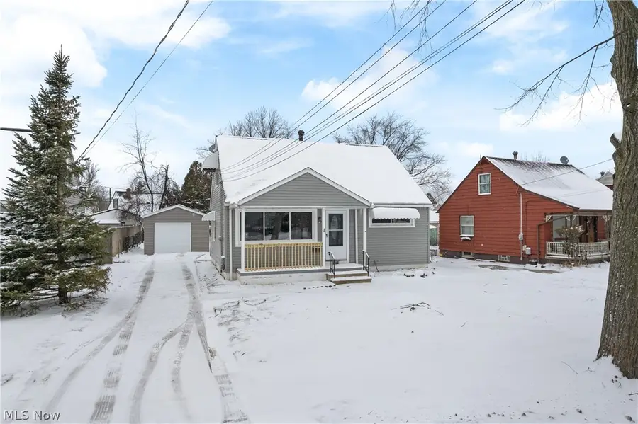 15214 Chatfield Avenue, Cleveland, OH 44111 - #3