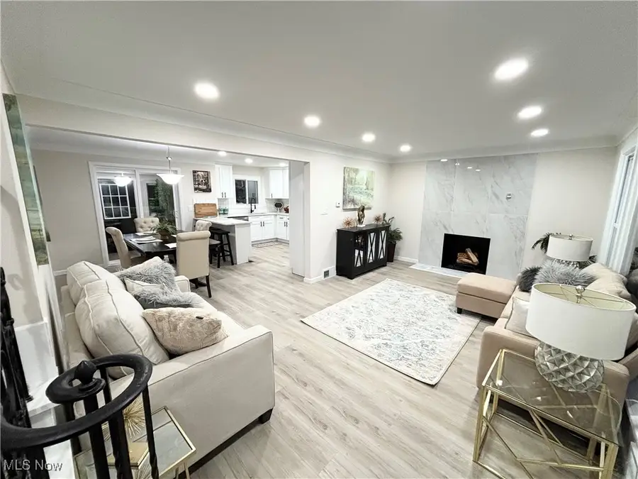 2373 N Taylor Road, Cleveland Heights, OH 44112 - Image #3