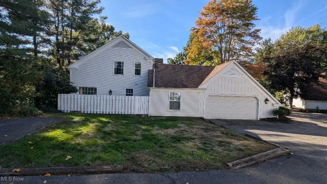 4389 Devonshire Drive, Youngstown, OH 44512 - Image #1