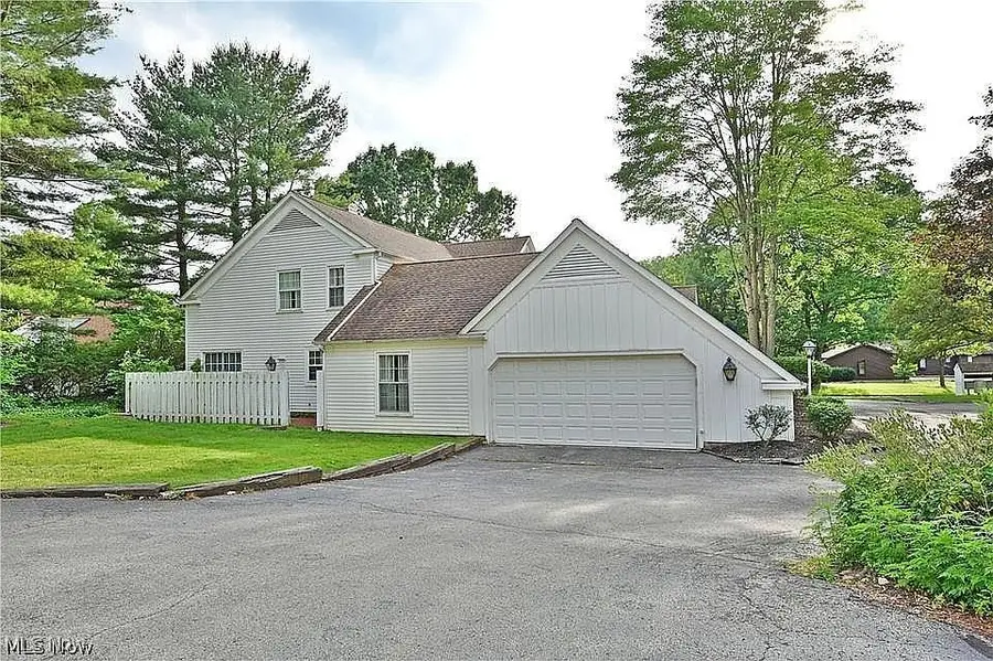 4389 Devonshire Drive, Youngstown, OH 44512 - Image #3