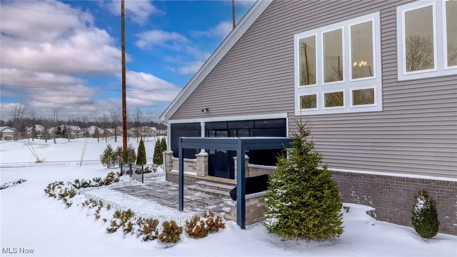 33452 St Marie Court, Avon, OH 44011 - Image #2