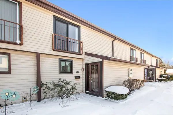 7436 Pine River Court #C52, Middleburg Heights, OH 44130