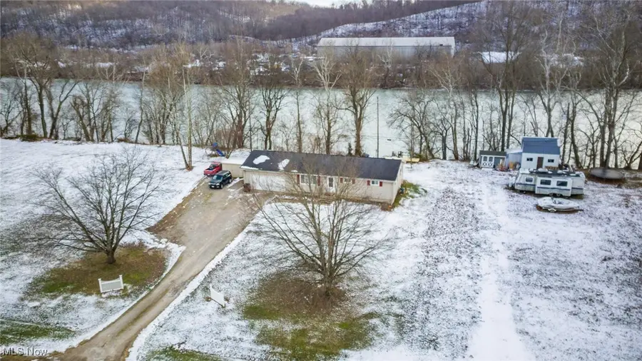 606 Main Street, Duncan Falls, OH 43734 - #2