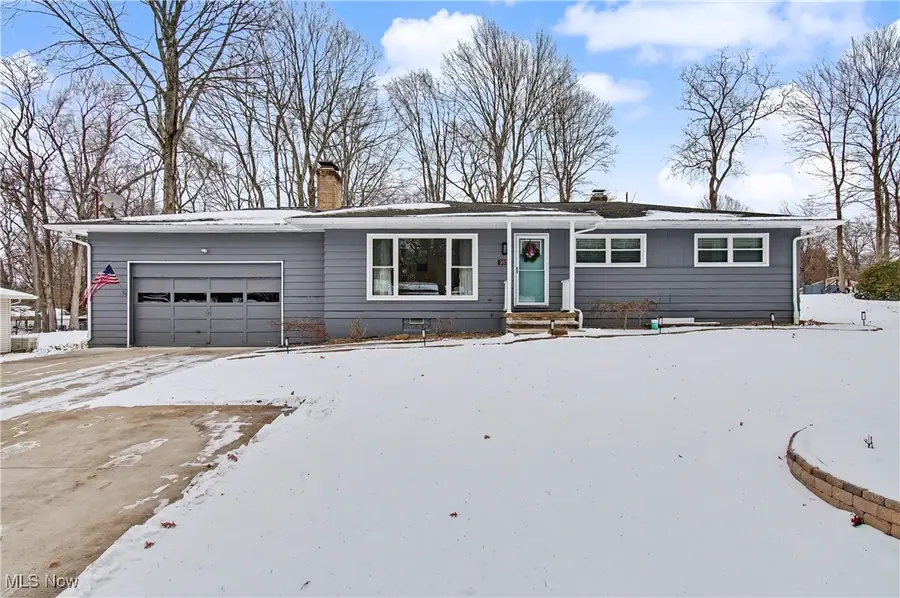 3859 Greenfield Road, Uniontown, OH 44685 - #2