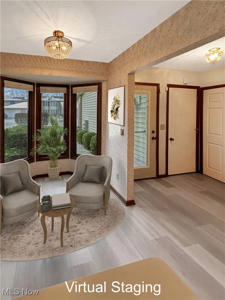 15504 Roxboro Drive, Middleburg Heights, OH 44130 - Image #3