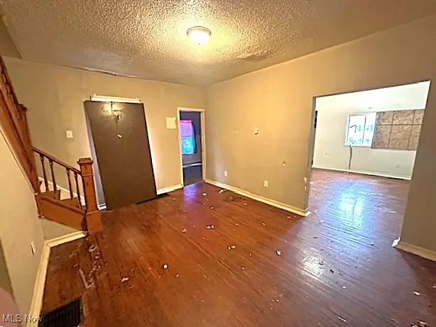 406 Ewing Avenue, Lima, OH 45801 - #3