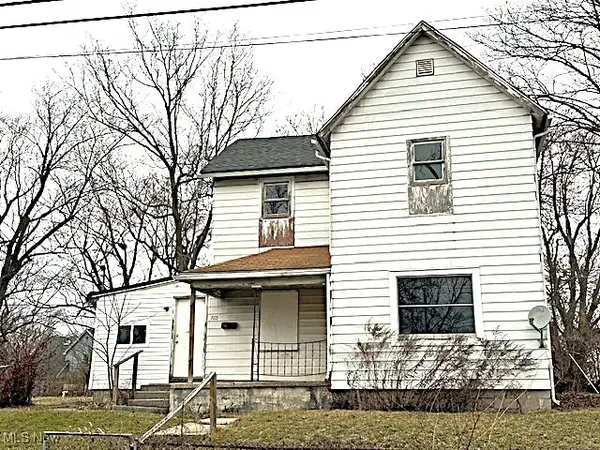 725 E Vine Street, Lima, OH 45804