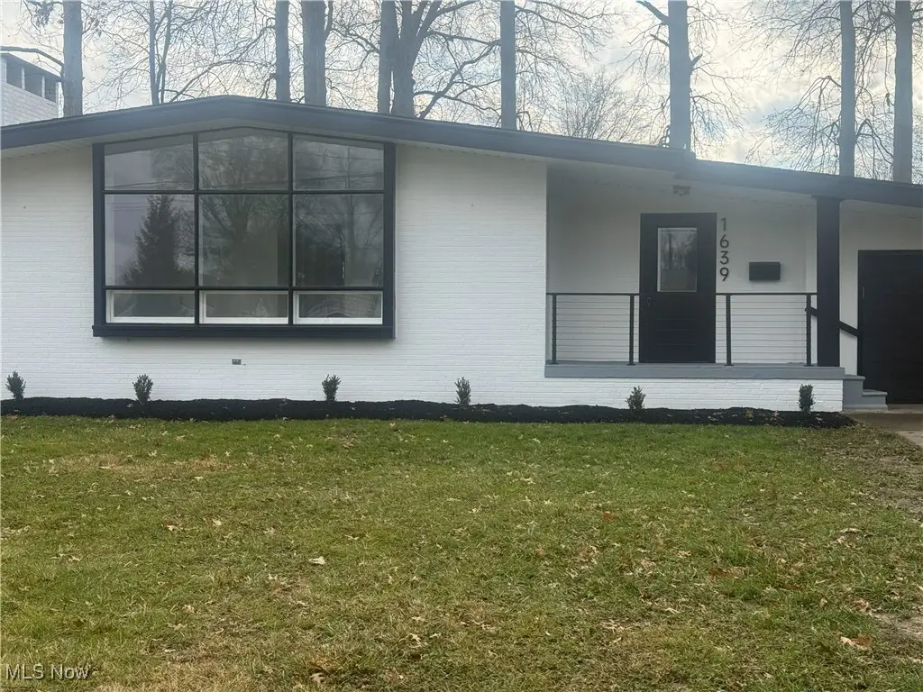 1639 Oakdale Drive, Warren, OH 44485 - #1