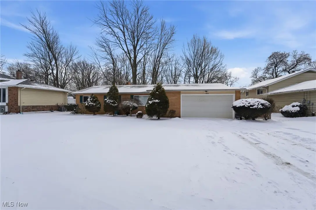 8096 Munson Road, Mentor, OH 44060 - Image #1