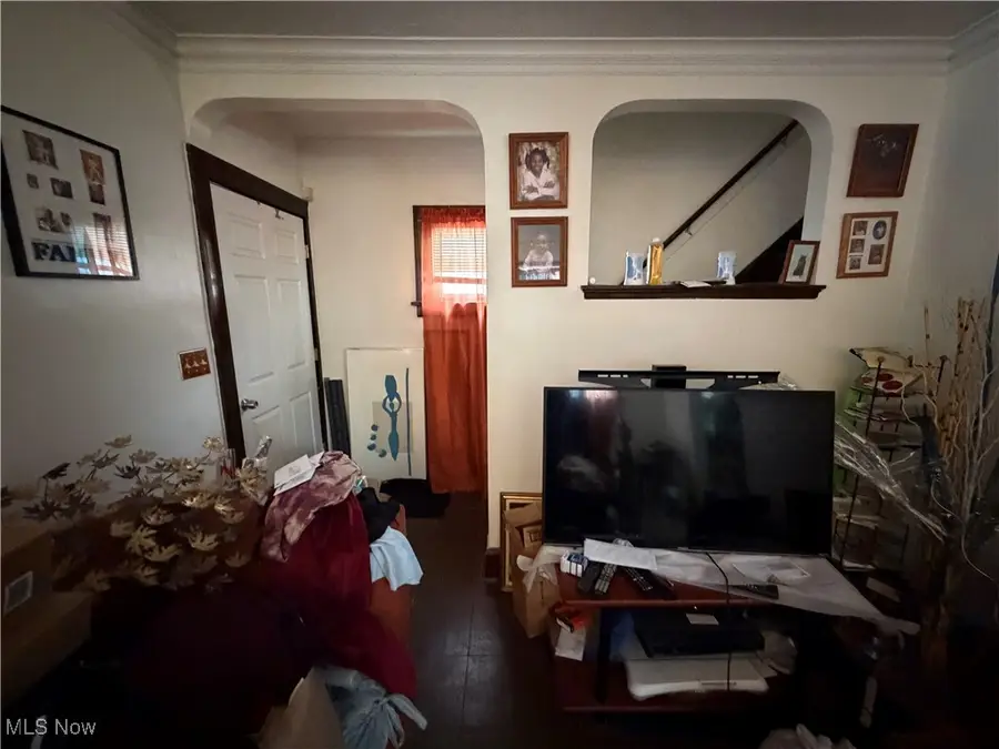 883 Caledonia Avenue, Cleveland Heights, OH 44112 - Image #3