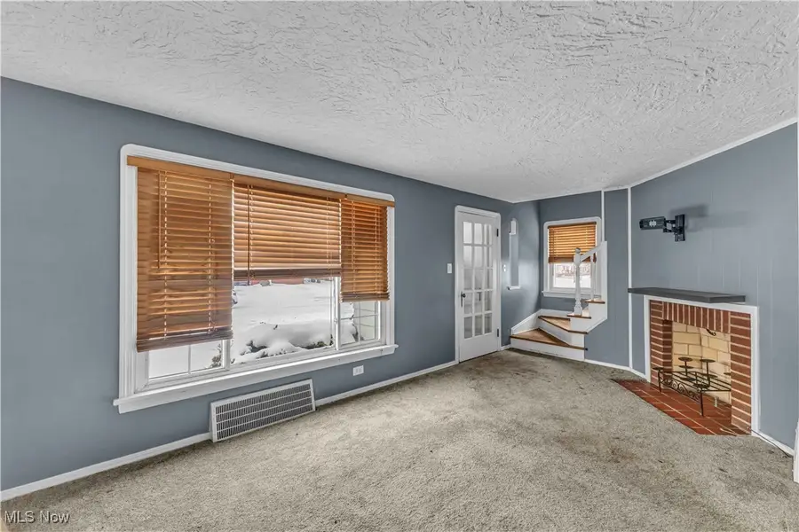 27125 Mallard Avenue, Euclid, OH 44132 - #3