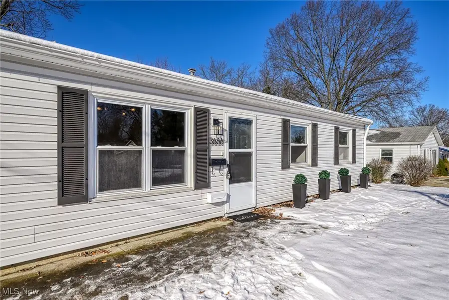 3666 Hiwood Avenue, Stow, OH 44224 - Image #2