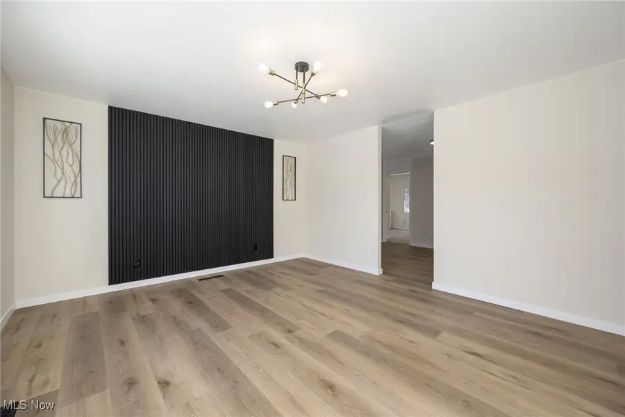 3666 Hiwood Avenue, Stow, OH 44224 - Image #3