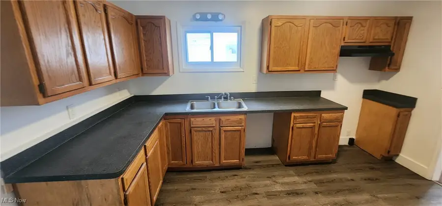 3210 Montclair Avenue, Cleveland, OH 44109 - Image #3