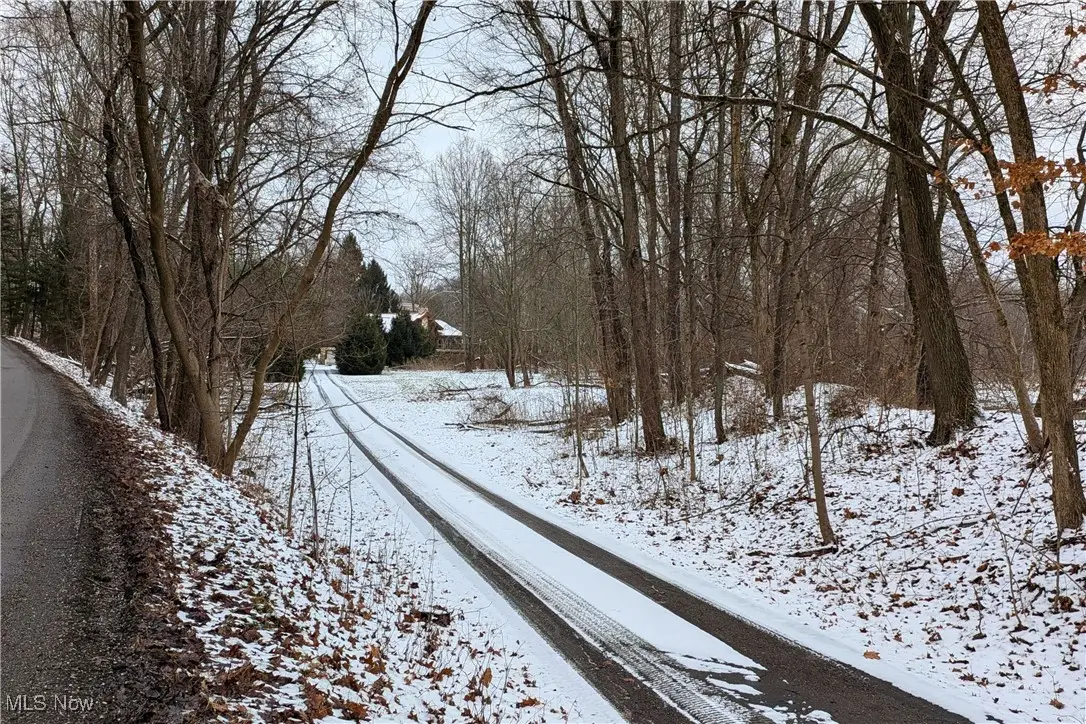 8026 Lee Road, Malvern, OH 44644 - Image #1