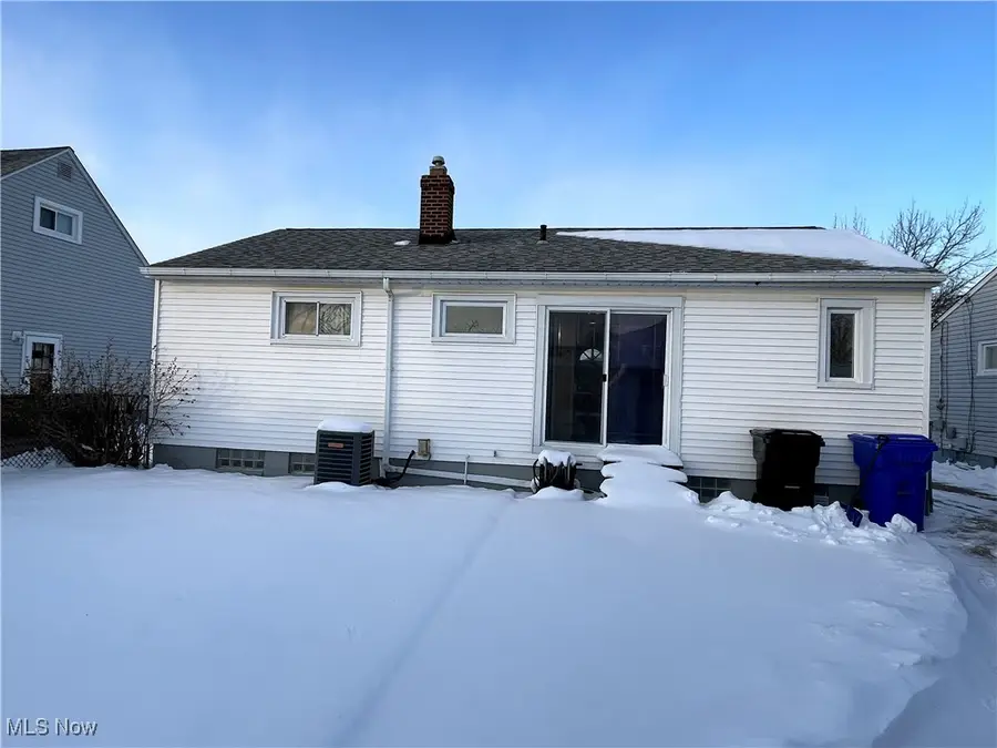 15633 Harrison Drive, Brook Park, OH 44142 - Image #3