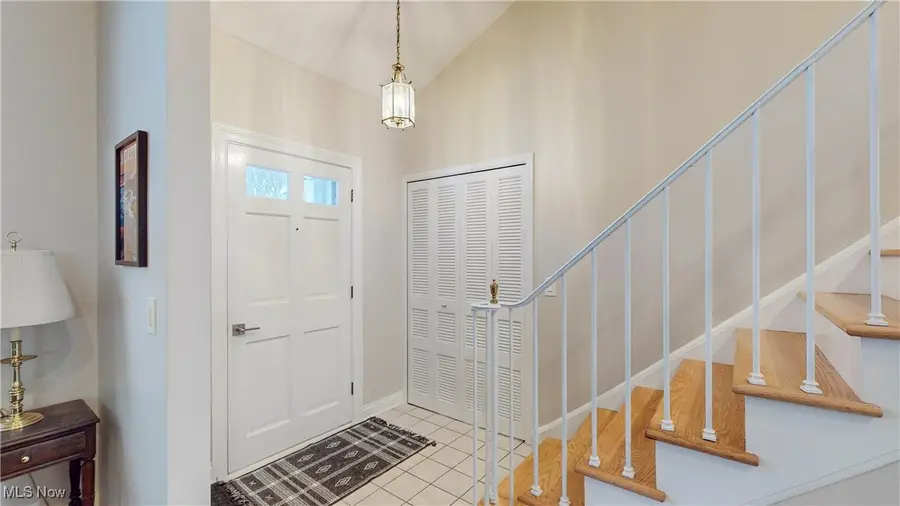 328 Plymouth Drive, Bay Village, OH 44140 - Image #3