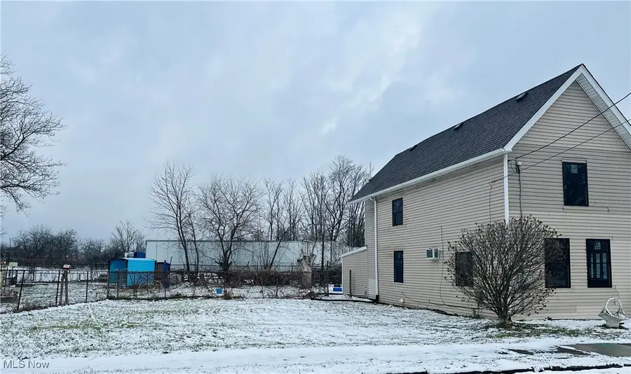 2103 Henry Sw Avenue, Canton, OH 44706 - #2