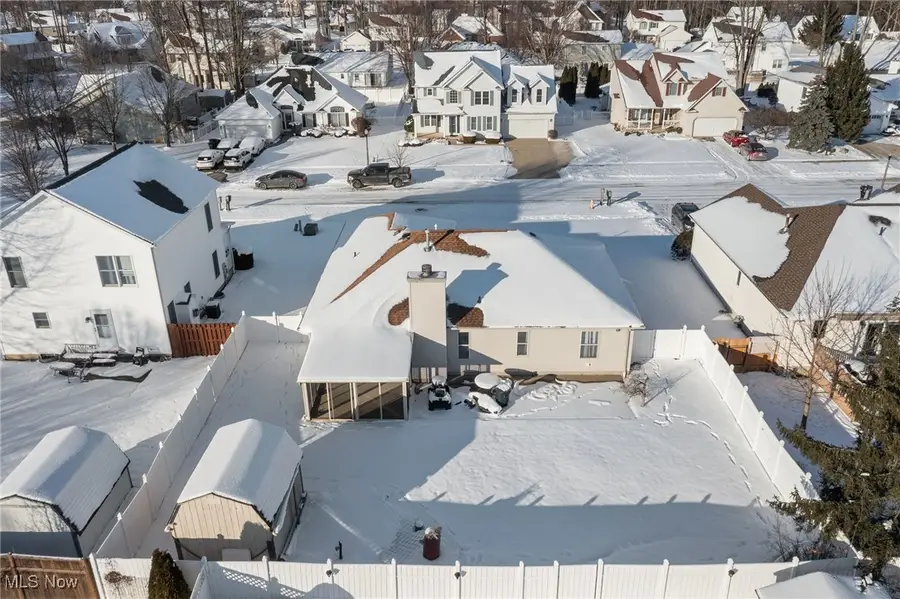 348 Pemberton Drive, Elyria, OH 44035 - #3