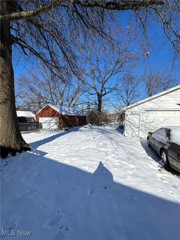 9717 David Road, Garfield Heights, OH 44125 - #2