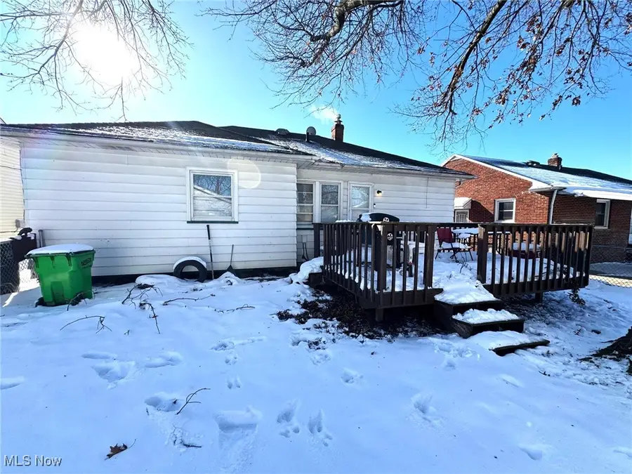 9717 David Road, Garfield Heights, OH 44125 - #3