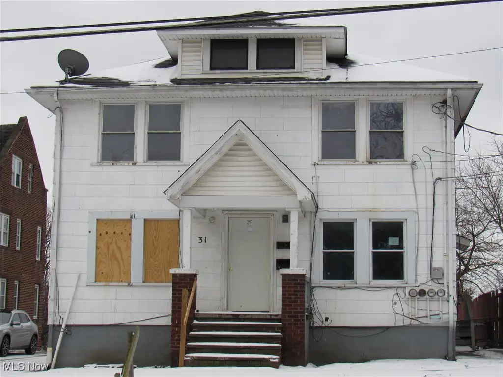 31 Mc Naughton Street, Akron, OH 44305 - #1
