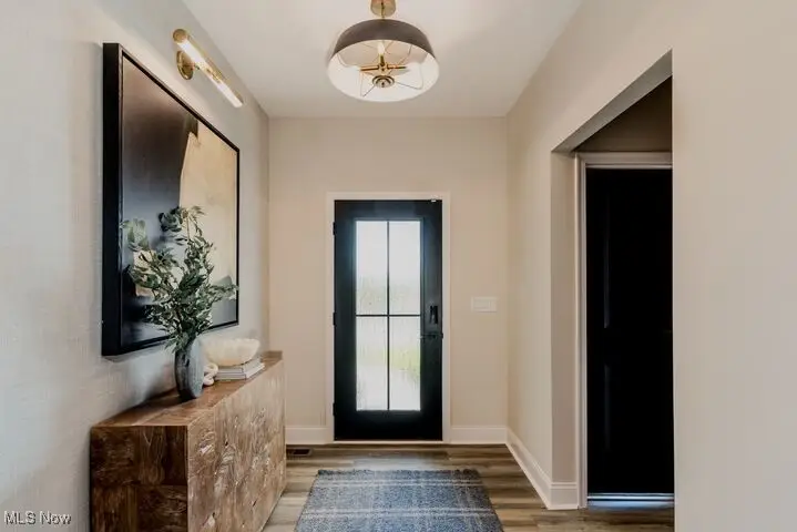 827 Colesbourne Circle, Uniontown, OH 44685 - #2