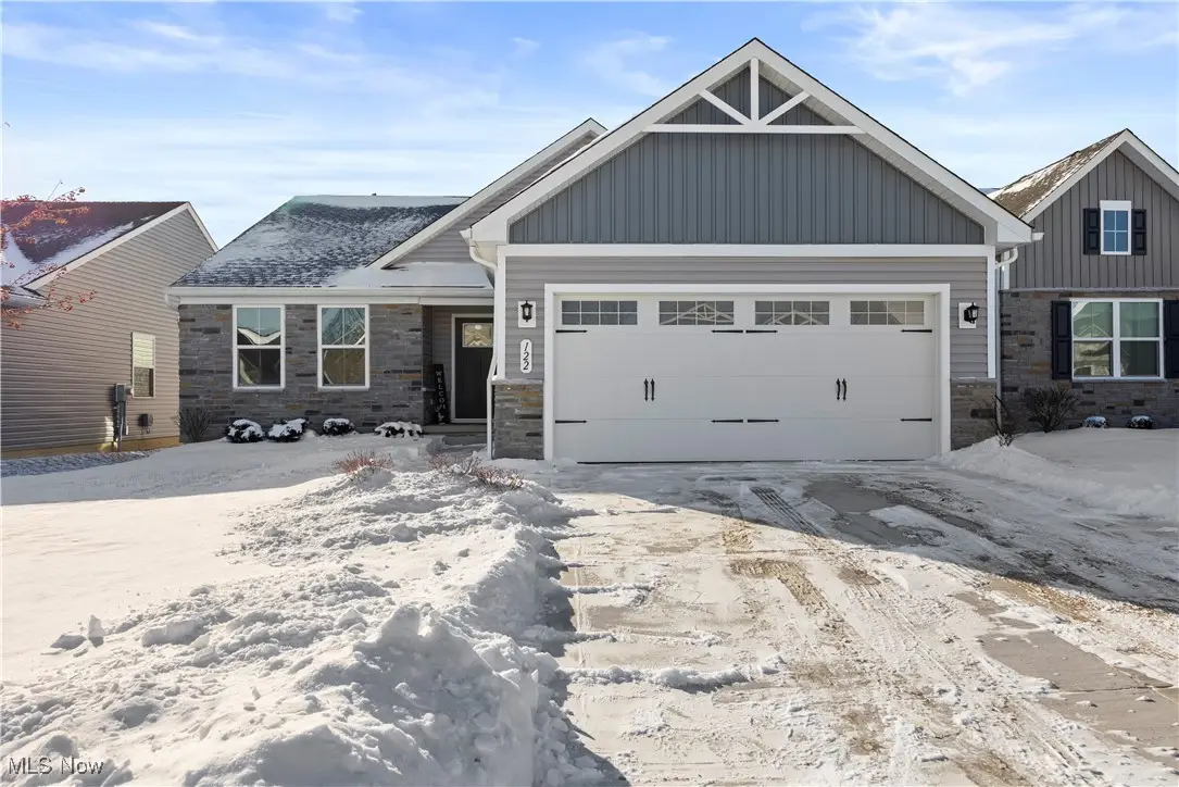 122 Eagle Circle, Amherst, OH 44001 - #1