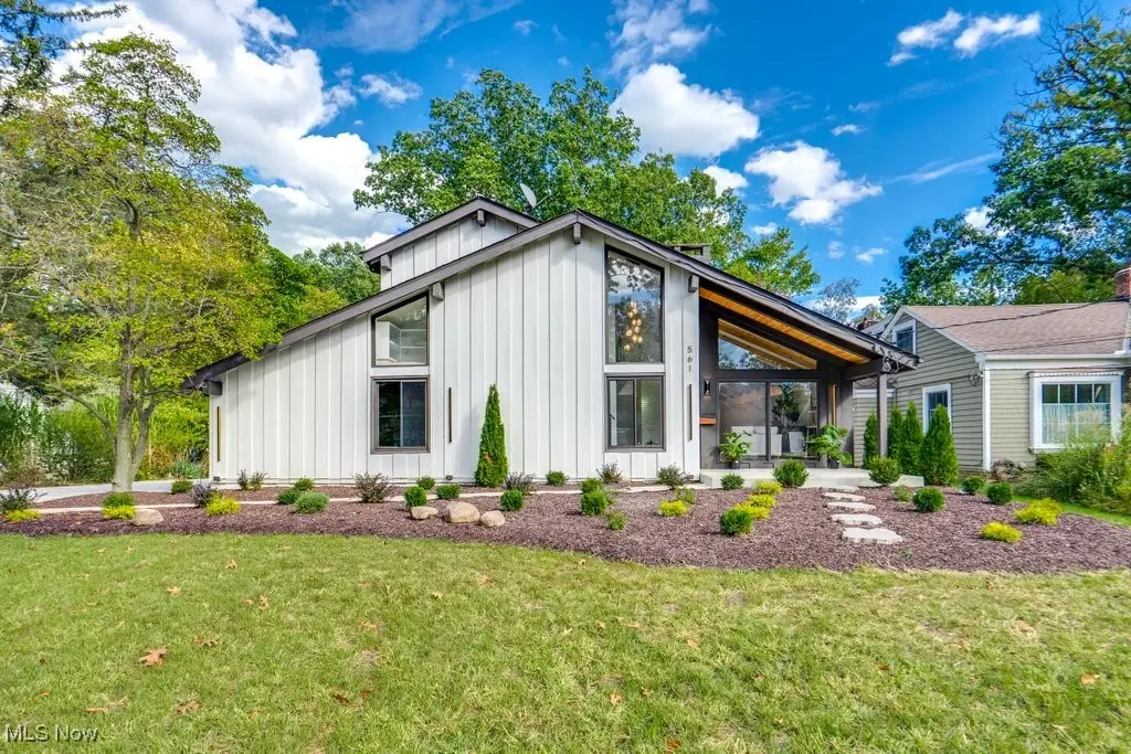 561 Upland Road, Bay Village, OH 44140 - Image #1