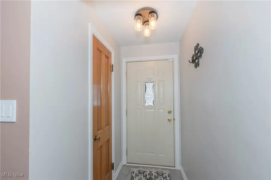 1304 Irene Road, Lyndhurst, OH 44124 - #2