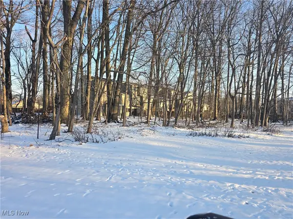 VL#2 Oak Street, Willoughby, OH 44094