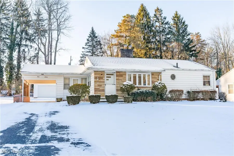 316 Bonnett Sw Street, North Canton, OH 44720 - Image #2