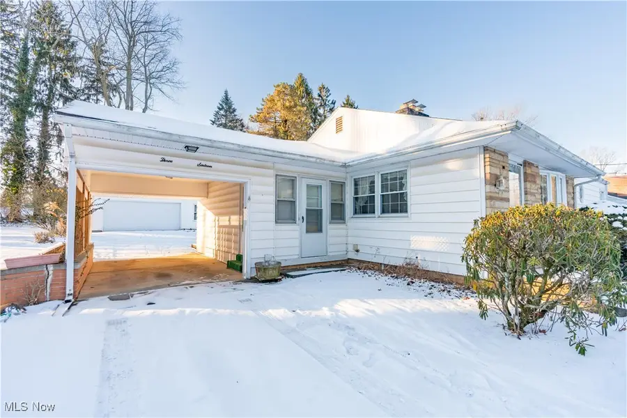 316 Bonnett Sw Street, North Canton, OH 44720 - Image #3