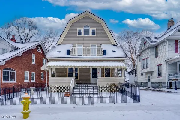 87 Hawthorne Avenue, Akron, OH 44303