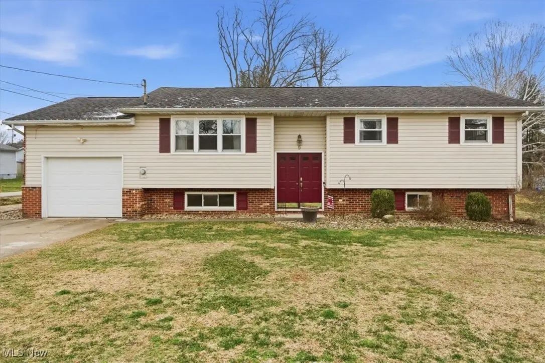 9 Oakbrook Lane, Mineral Wells, WV 26150 - #1