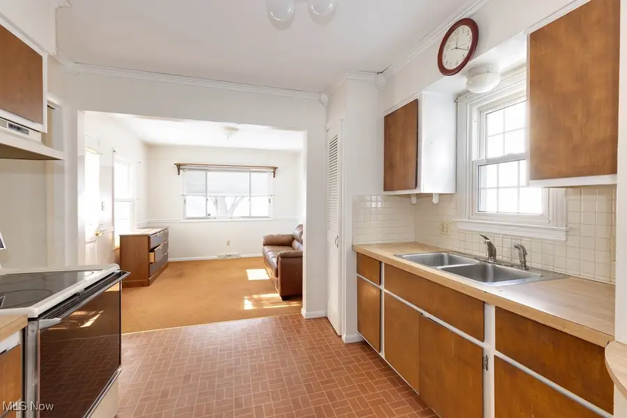 1612 Oakwood Avenue, Akron, OH 44301 - Image #3