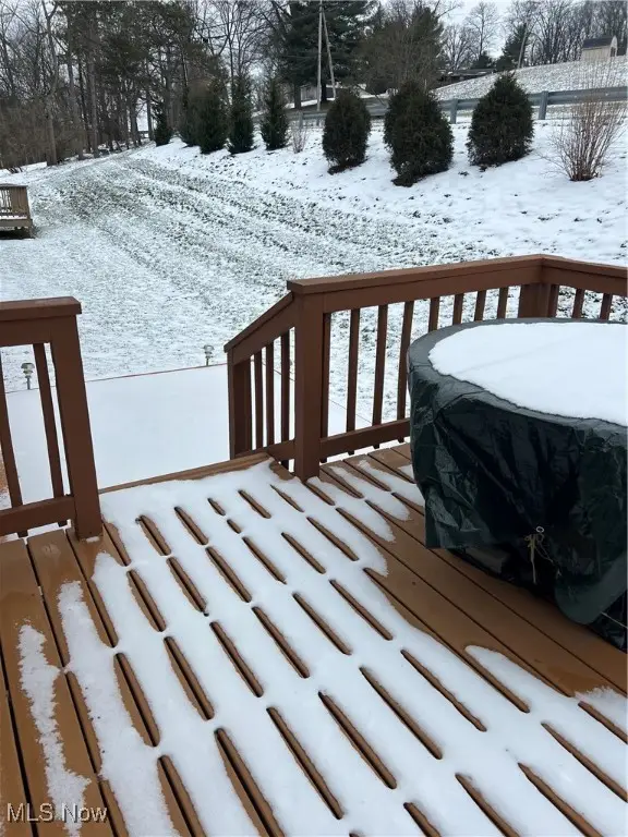 209 Aspen Drive, Dover, OH 44622 - Image #3