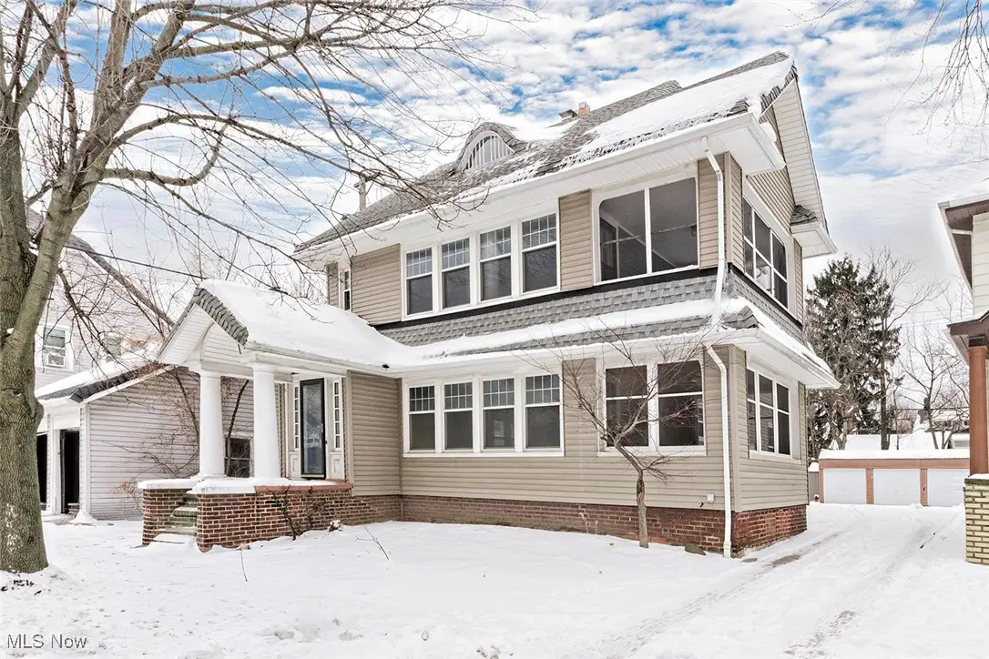 2819 E Derbyshire Road, Cleveland Heights, OH 44118 - Image #1