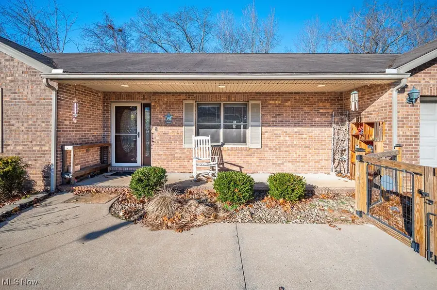 195 N Bruce Street, Little Hocking, OH 45742 - #2