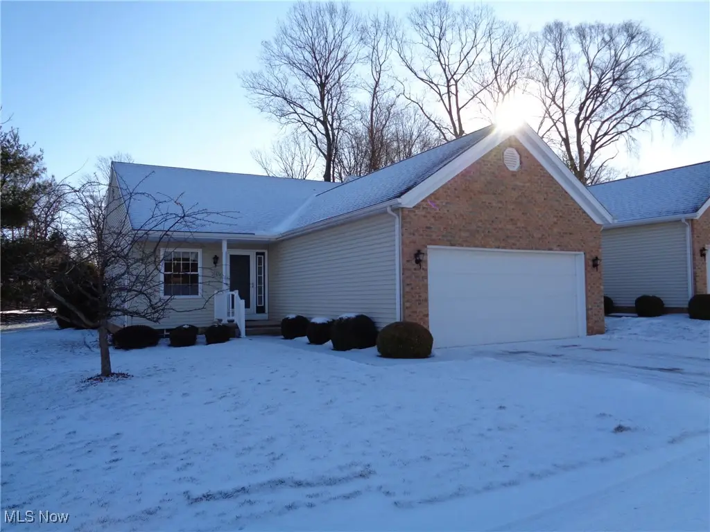 3180 Mariners Island Nw Drive, Canton, OH 44708 - Image #1