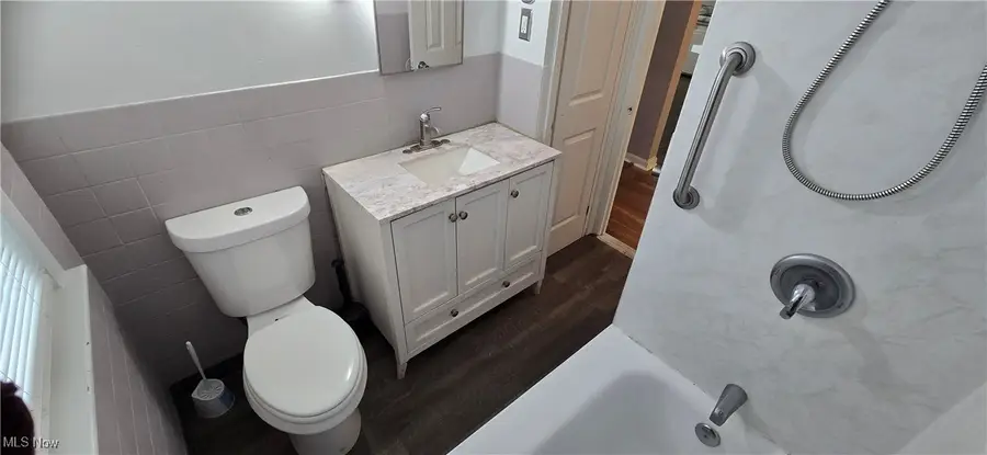 5619 Snow Road, Cleveland, OH 44129 - Image #3