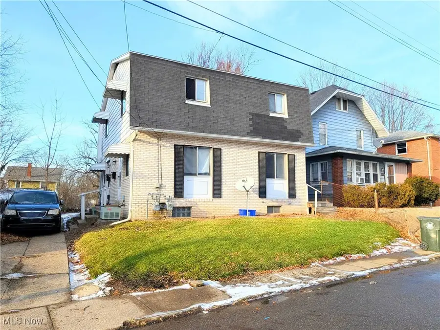 1327 15th Nw Street, Canton, OH 44703 - #2