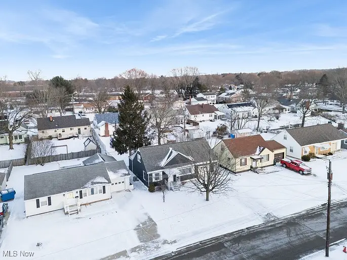 136 Wise Se Avenue, North Canton, OH 44720 - Image #2