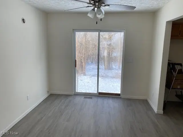 515 Flamos Ne Circle, Canton, OH 44704 - #2