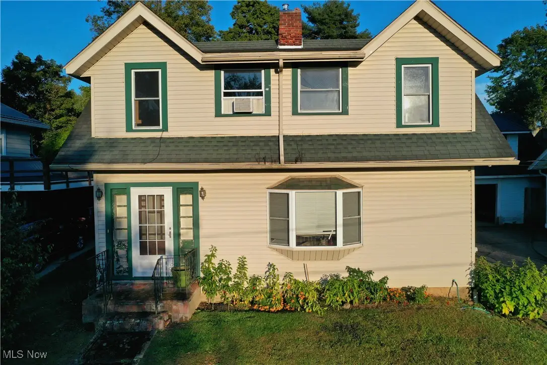 910 Fairview Avenue, Millersburg, OH 44654 - #1