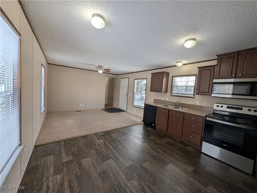 235 Chaucer, Elyria, OH 44035 - Image #3