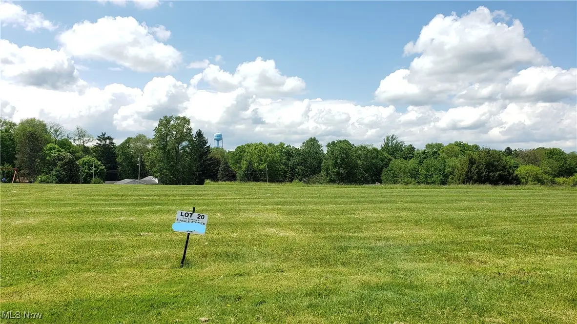 8405 Eagle Creek Drive, Garrettsville, OH 44231 - Image #1